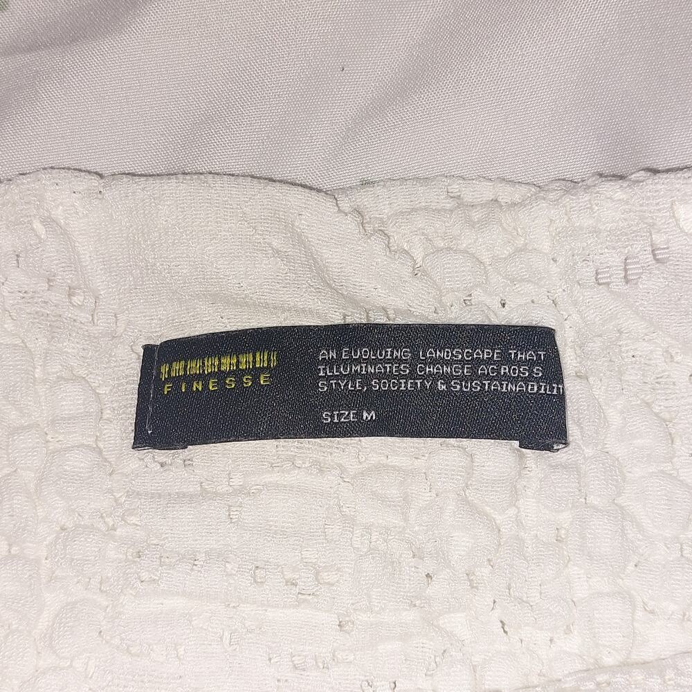 Finesse Teya White lace pattern Eyelet Flowy mini Skirt Cottagecore Coastal Med - Picture 10 of 12